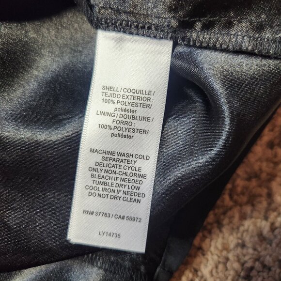 Laundry by Shelli Segal Criss Cross Black Halter Crepe Dress - Picture 9 of 11